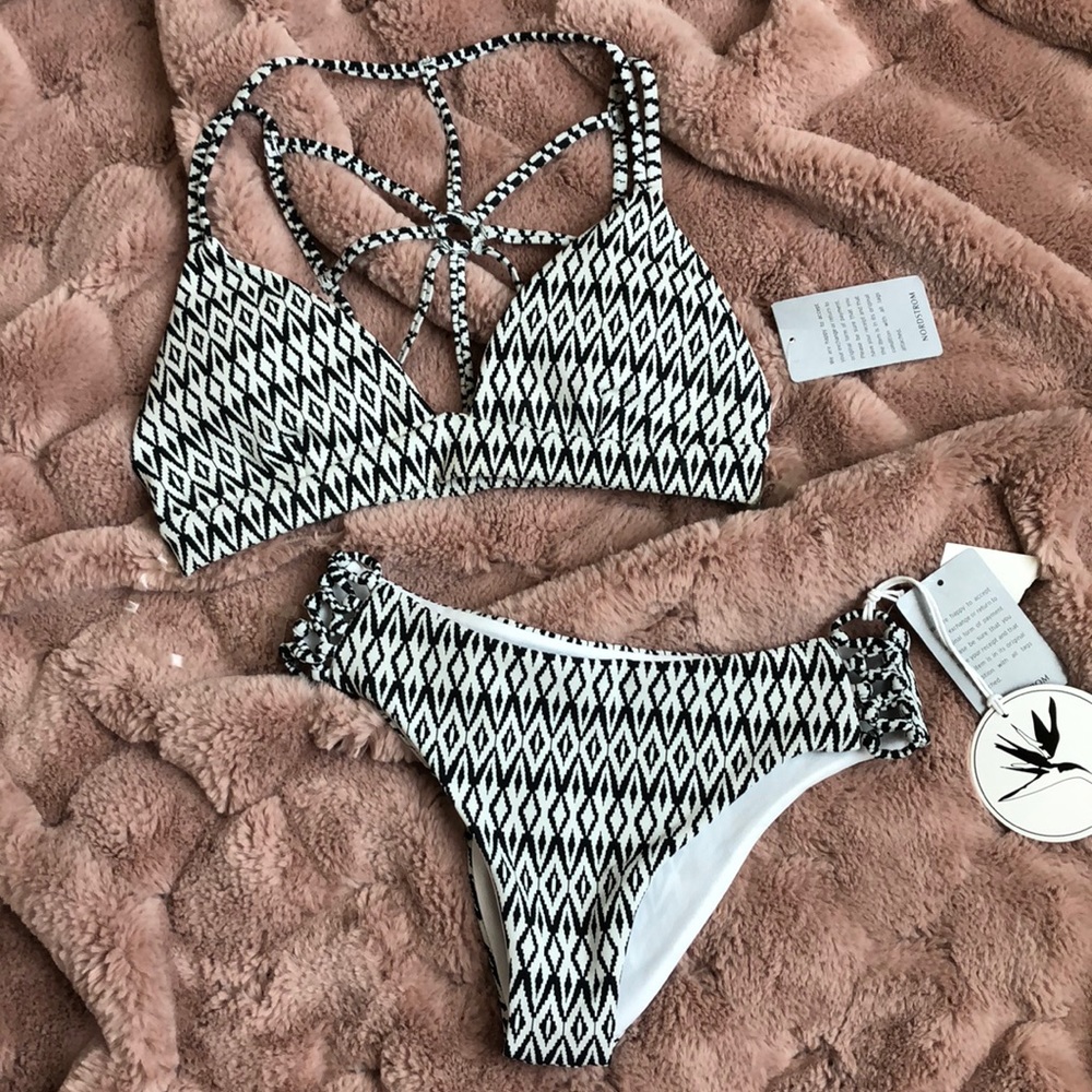 NWT Byrds of Paradise bikini